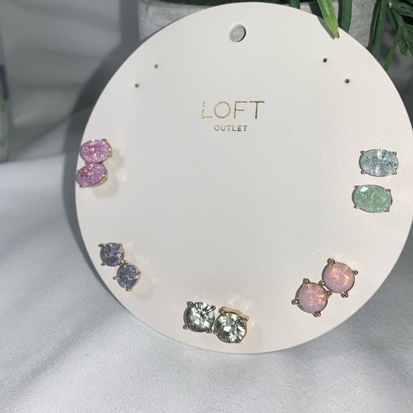 Set of 5 Colorful LOFT Earrings - Picture 1 of 3